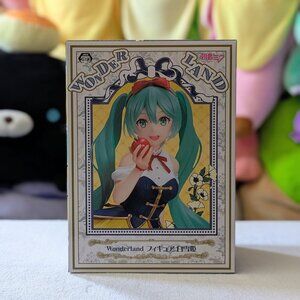 Taito Wonderland Hatsune Miku Snow White Figure